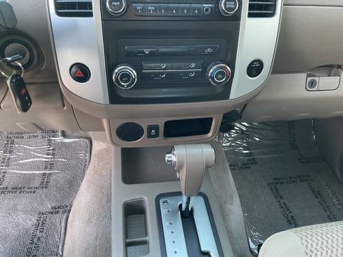 Used 2014 Nissan Frontier SV image 20