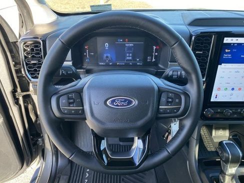 Used 2024 Ford Ranger XLT w/ Trailer Tow Package image 36