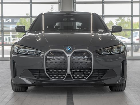 Used 2023 BMW i4 eDrive35 RWD image 11