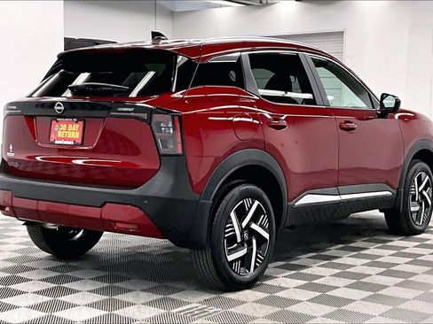 New 2026 Nissan Kicks SV FWD image 17