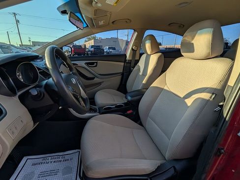 Used 2014 Hyundai Elantra SE w/ Option Group 02 image 24