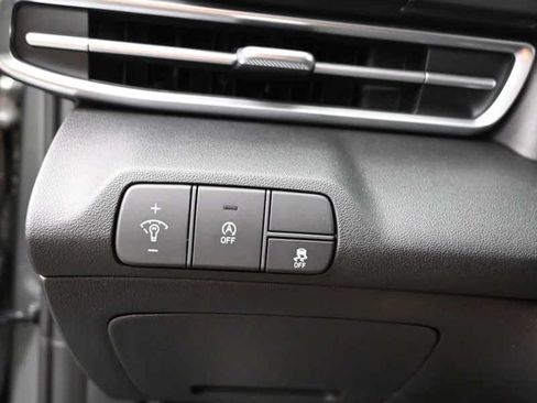 New 2026 Hyundai Elantra SE FWD image 22