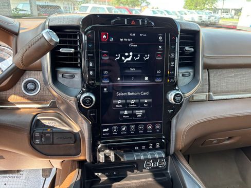 Used 2019 RAM 2500 Limited AWD/4WD image 9