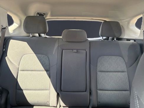 Used 2018 Hyundai Tucson SE image 13