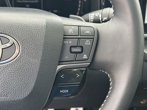 Used 2026 Toyota Camry SE w/ Multimedia Upgrade Package FWD image 14