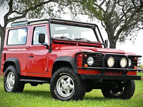 Used 1997 Land Rover Defender 90 image 1