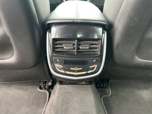 Used 2016 Cadillac XTS Premium FWD image 17