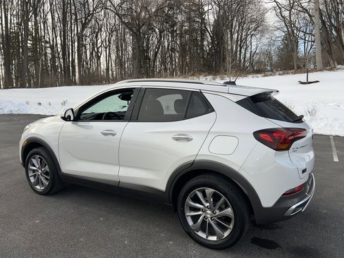 Used 2023 Buick Encore GX Essence w/ Experience Buick Package image 7