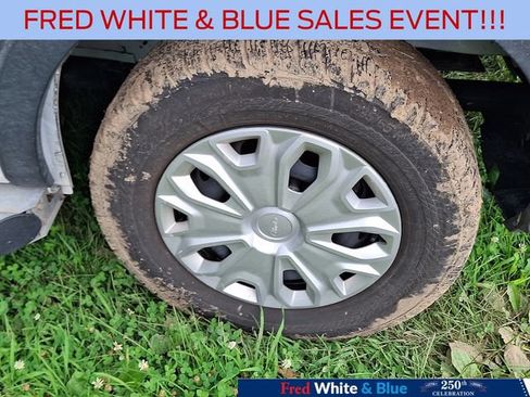 Certified 2025 Ford Transit 250 Low Roof w/ Exterior Upgrade Package RWD image 9