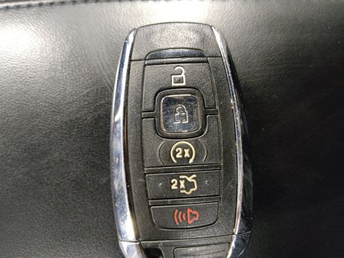 Used 2017 Lincoln MKC Reserve AWD/4WD image 32