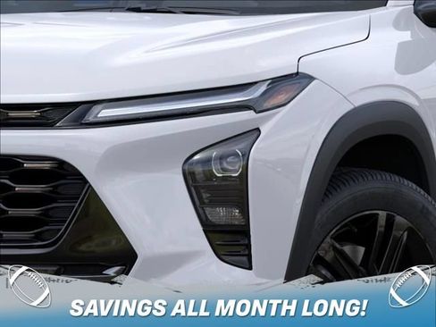 New 2026 Chevrolet Trax ACTIV w/ Sunroof Package FWD image 10