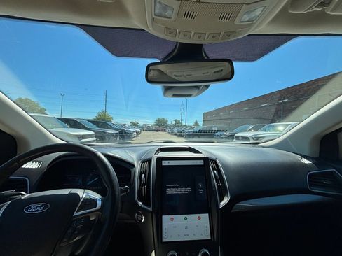 Used 2023 Ford Edge SEL AWD/4WD image 32