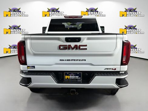 Used 2023 GMC Sierra 2500 AT4 w/ Gooseneck/5TH Wheel Package image 6