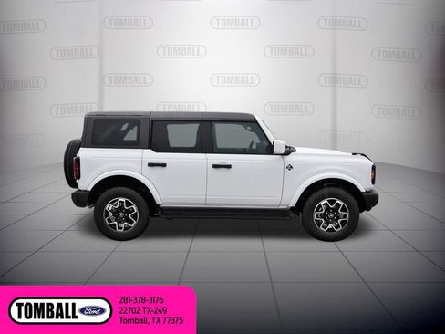 Used 2026 Ford Bronco Outer Banks AWD/4WD image 9