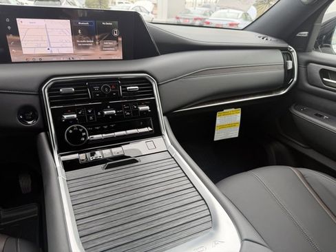 New 2026 Nissan Armada SL w/ Captain's Chari Seat Package image 24