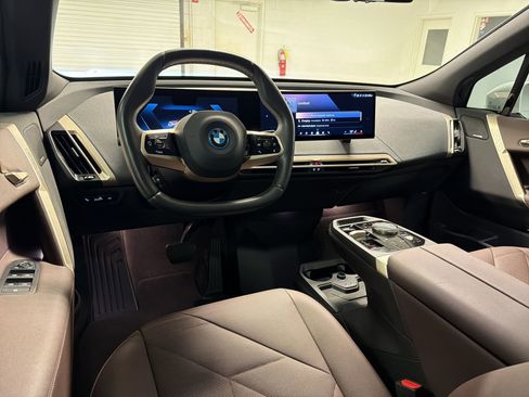 Certified 2024 BMW iX xDrive50 w/ Sport Package AWD/4WD image 26