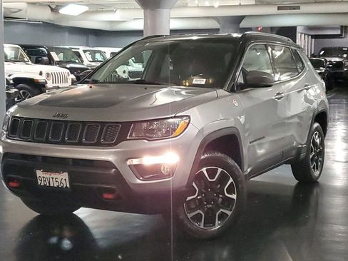 Used 2020 Jeep Compass Trailhawk image 33