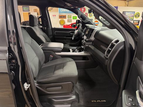 Used 2020 RAM 1500 Big Horn AWD/4WD image 20