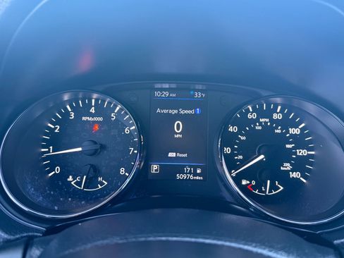 Used 2018 Nissan Rogue SV FWD image 22