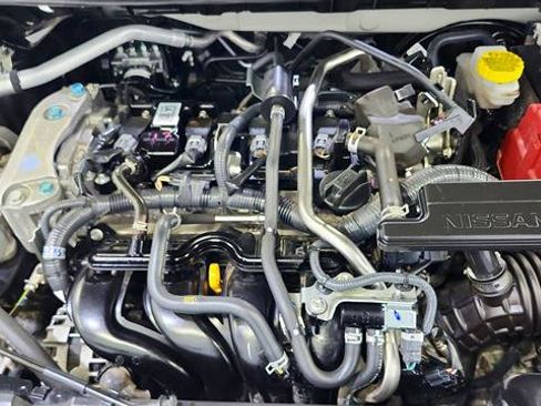 Certified 2025 Nissan Sentra SV FWD image 33