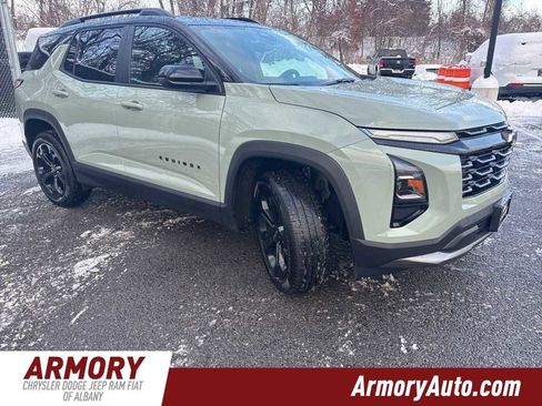 Used 2025 Chevrolet Equinox LT w/ Midnight Edition image 3