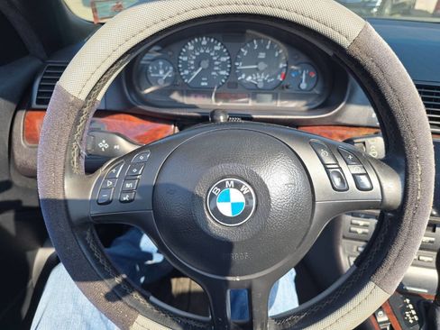 Used 2005 BMW 325Ci Convertible image 31