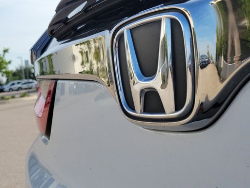 Used 2020 Honda CR-V LX image 11