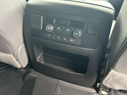 Used 2020 Chevrolet Tahoe LT image 30