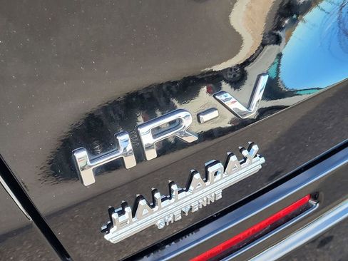 Used 2025 Honda HR-V EX-L image 8