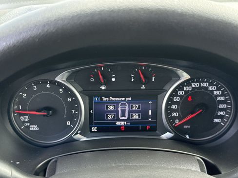 Used 2022 GMC Terrain SLE FWD image 18