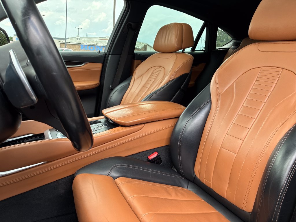 Used 2018 BMW X6 xDrive50i AWD/4WD image 13