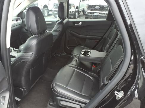 Certified 2022 Ford Escape SEL image 27