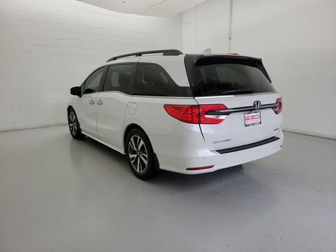 Used 2024 Honda Odyssey Touring image 7