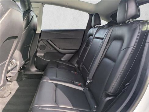 Used 2021 Tesla Model Y 2WD image 18