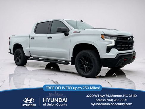 Used 2023 Chevrolet Silverado 1500 LT Trail Boss w/ Protection Package AWD/4WD image 1