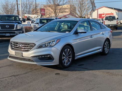 Used 2016 Hyundai Sonata Sport w/ Option Group 02 image 10