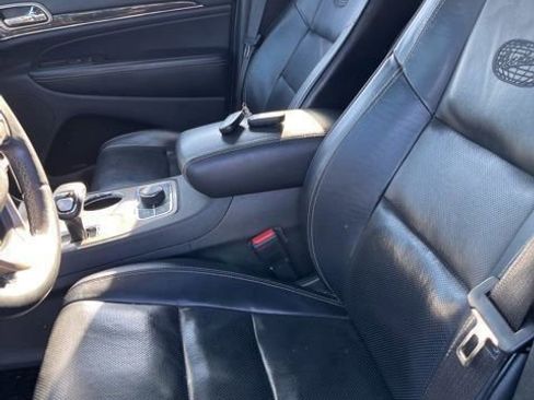 Used 2015 Jeep Grand Cherokee Overland image 10