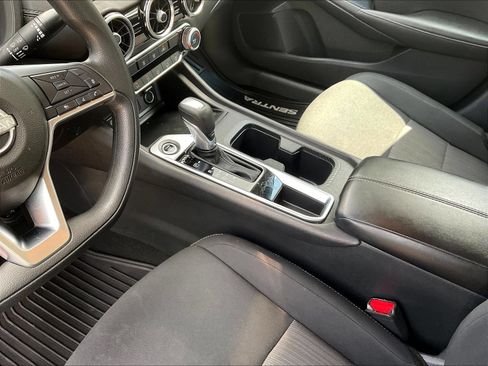 Certified 2024 Nissan Sentra SV FWD image 19
