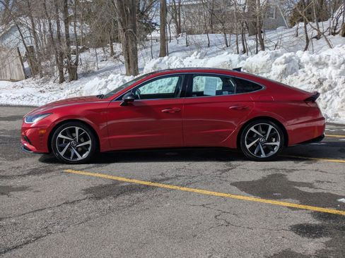 Used 2021 Hyundai Sonata SEL Plus w/ Tech Package image 4