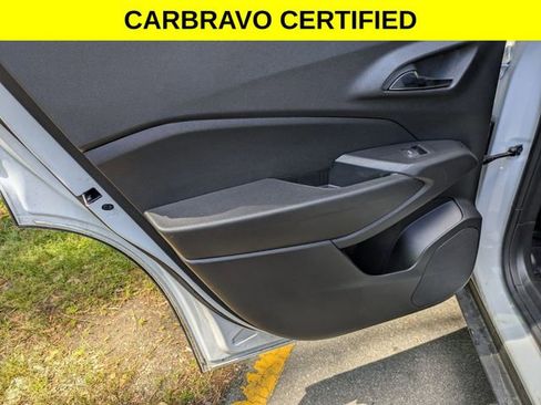 Certified 2024 Chevrolet Trax RS w/ Driver Confidence Package FWD image 23