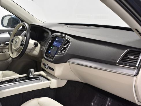 Used 2023 Volvo XC90 B5 Core image 31