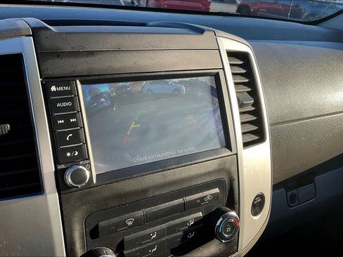 Used 2019 Nissan Frontier SV image 24