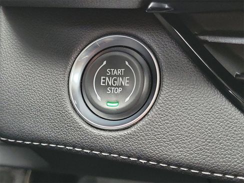 Used 2026 Buick Enclave Preferred image 17