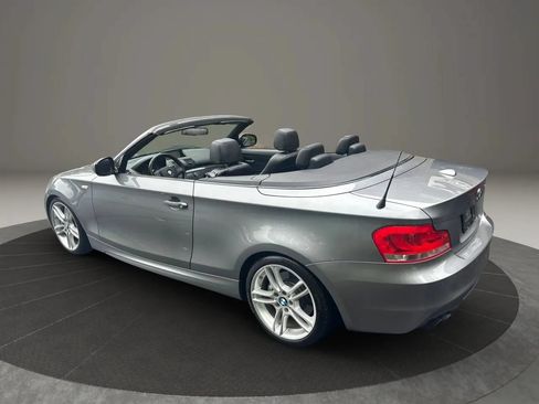 Used 2013 BMW 135i Convertible RWD image 23