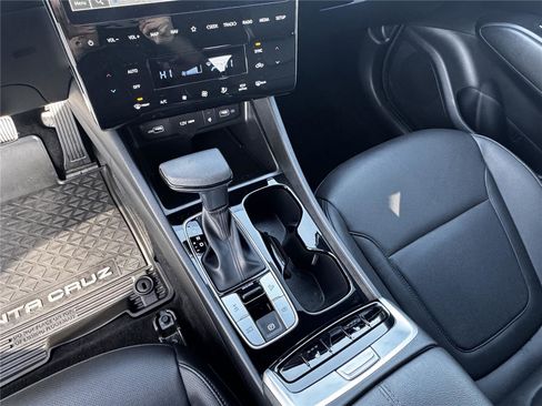 Used 2024 Hyundai Santa Cruz Night image 18