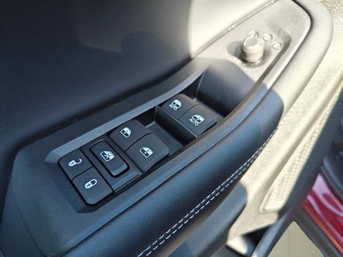 New 2025 Jeep Grand Cherokee L Limited w/ Luxury Tech Group II image 17