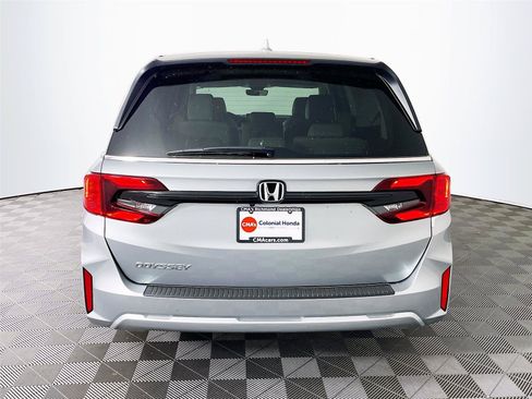 New 2026 Honda Odyssey EX-L image 6