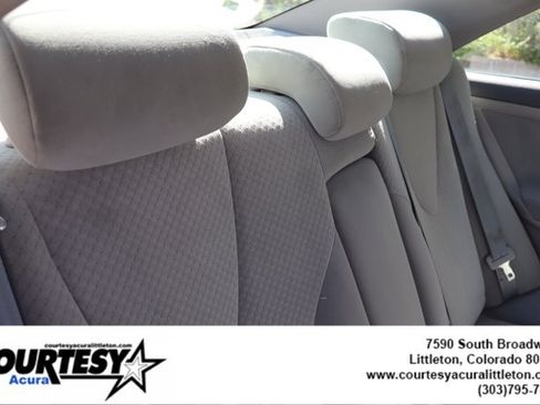 Used 2007 Toyota Camry V6 FWD image 25