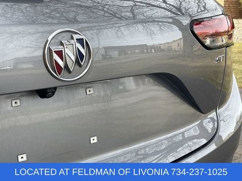 Certified 2022 Buick Envision Essence w/ Technology Package I image 31