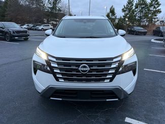 Used 2025 Nissan Rogue SL video 2